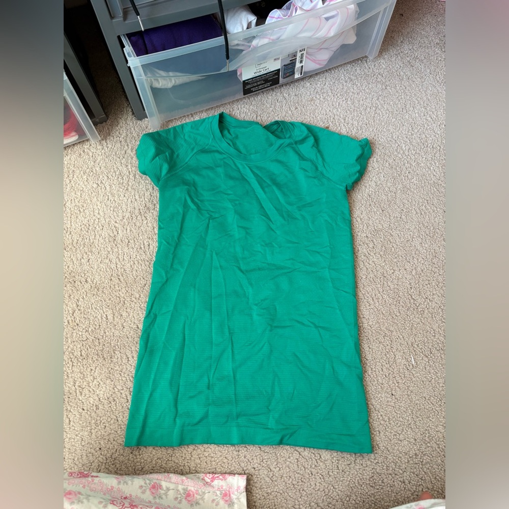Green Lululemon swiftly tech